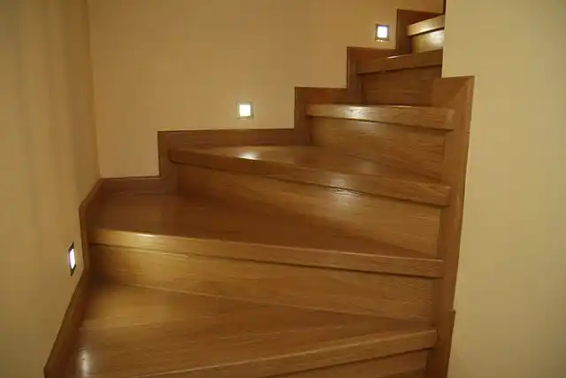 Scale in legno